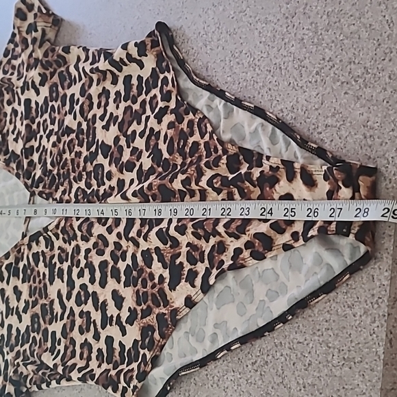 Animal Print Bodysuit Top Leopard Print Brown Black Stretch like New Size 0XL - Picture 10 of 14